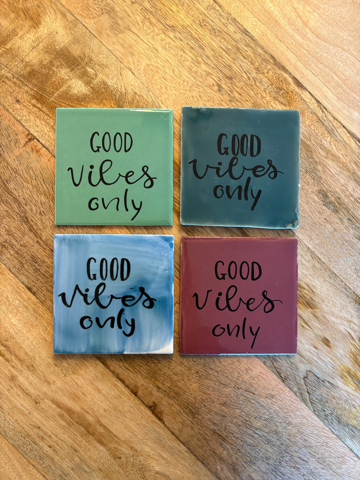 Tegeltje 'good vibes only'