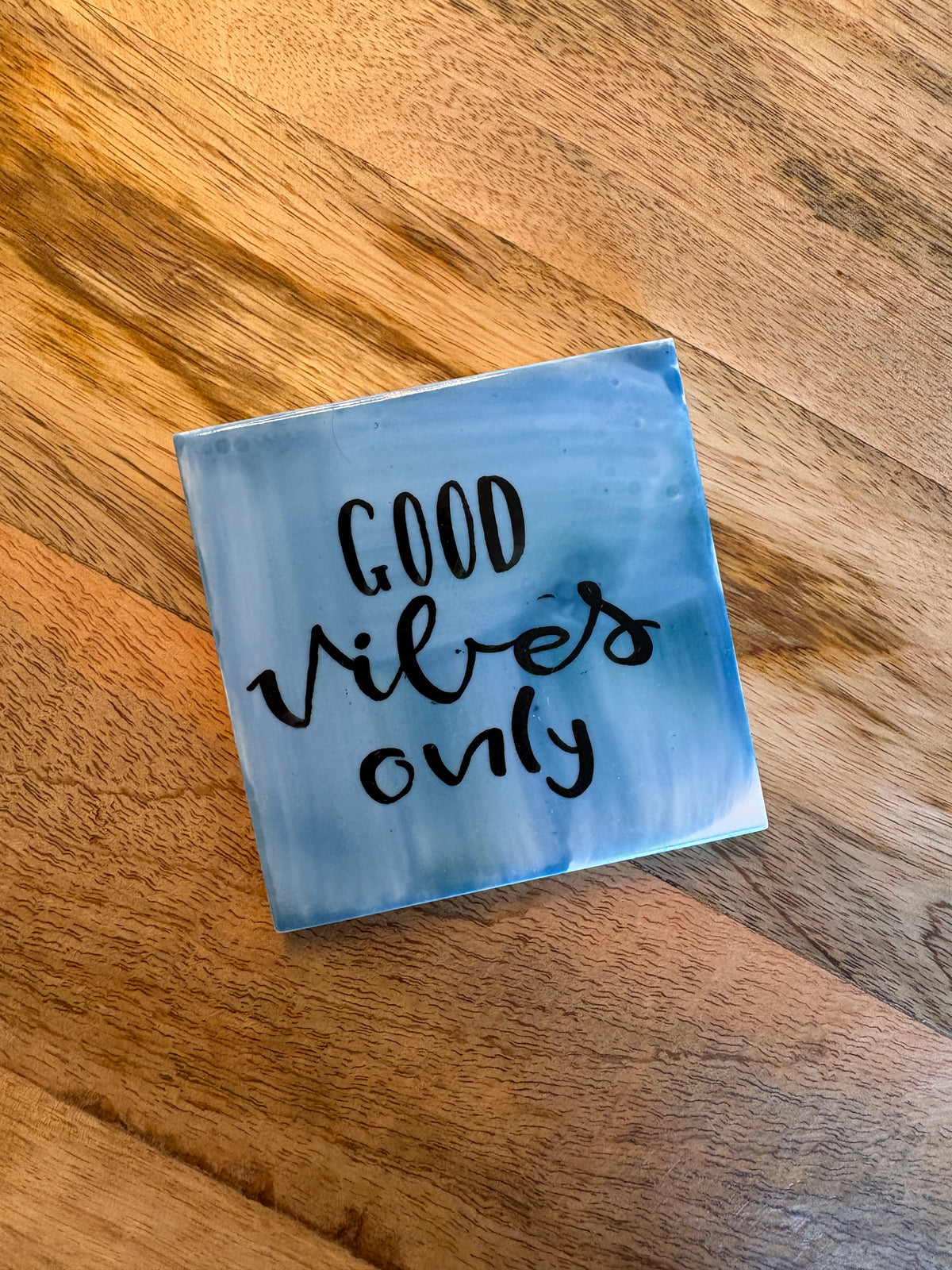 Tegeltje 'good vibes only'
