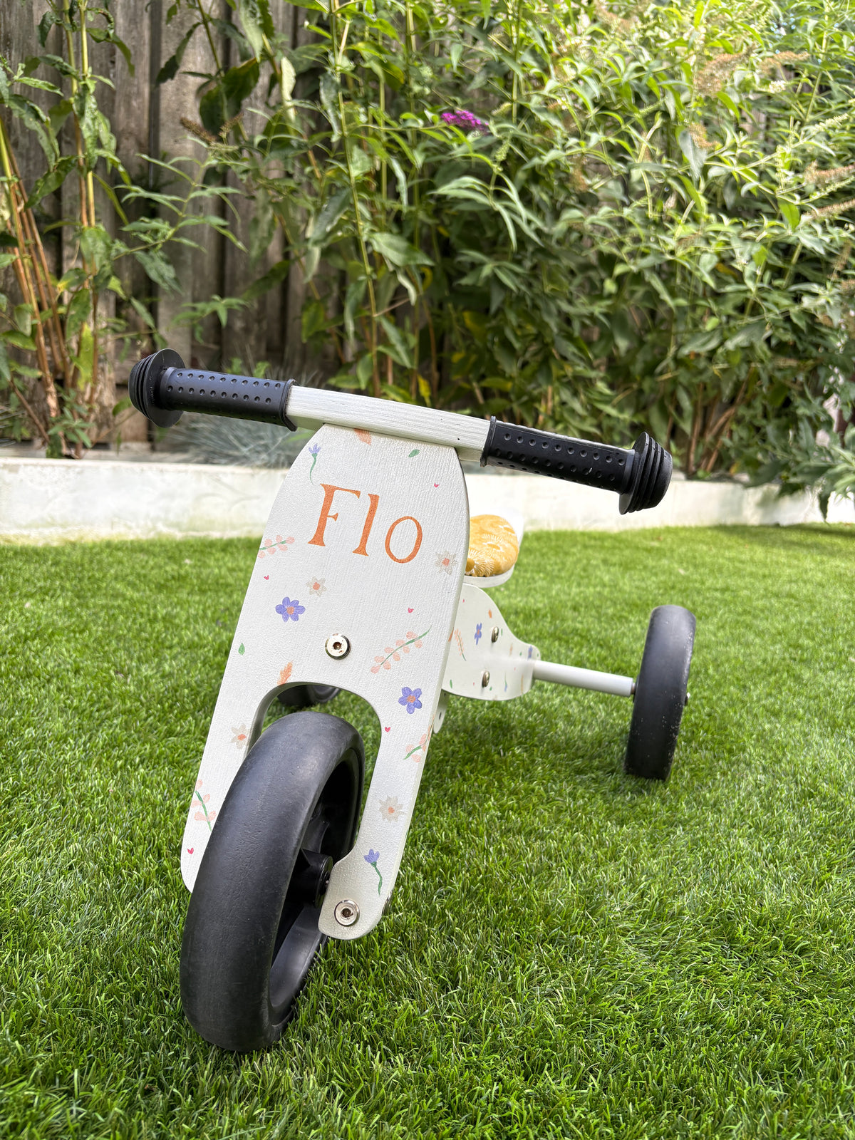 Gepersonaliseerd loopfietsje